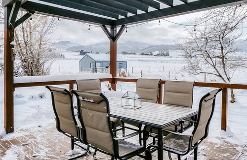 Bozeman House | Dog-friendly home with a game room, washer/dryer, grill, and full kitchen