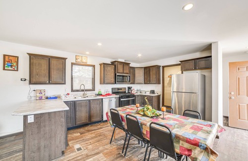 Miller House | Dog-Friendly Miller Hunting Retreat!