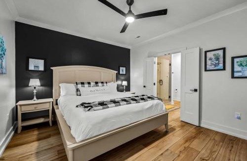 Sevierville House | *Dog Friendly*Modern home-Minutes to Dollywood, Gatlinburg, Smoky Mountains & Pigeon Forge!