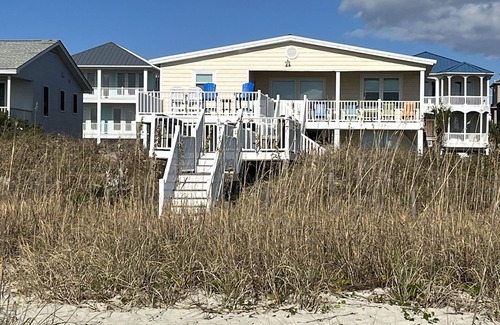 Ocean Isle Beach Cottage | Dog-Friendly, No-Smoking, Ocean Front Cottage, Center of the Island