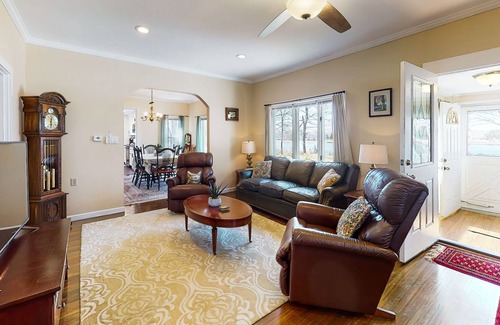 East Wareham House | Dog-friendly, waterfront home with gorgeous bay view - walk to beaches/town
