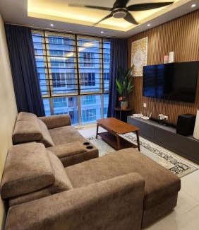 Pusat Komersil Lee Ling Apartment | DOH Suite & Staycation
