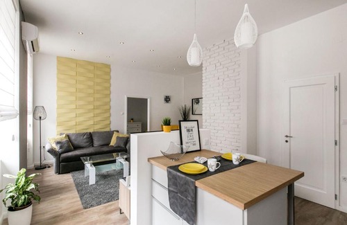 Jozsefvaros Apartment | Dohany 3 Synagogue Apartment