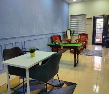 Manjung House | Doleena's Homestay