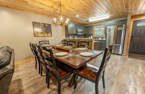 Caton Condo | Dolly's Lodge # 3
