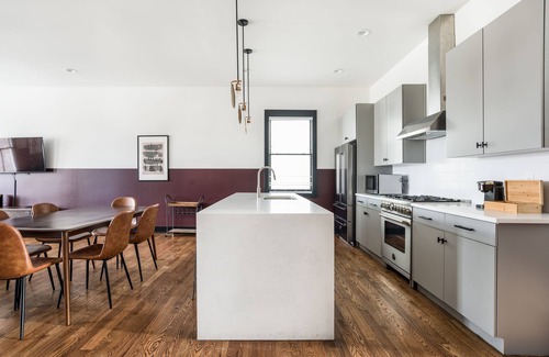 Germantown House | Dolly & Underwood by AvantStay | 2 Unit Buyout w/8BR in Heart of Nashville