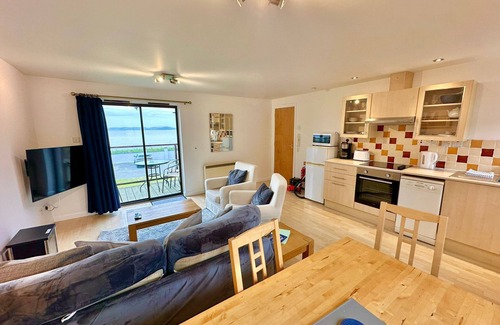 Ardersier Apartment | Dolphin Bay - Beautiful 3 Bedroom Apartment