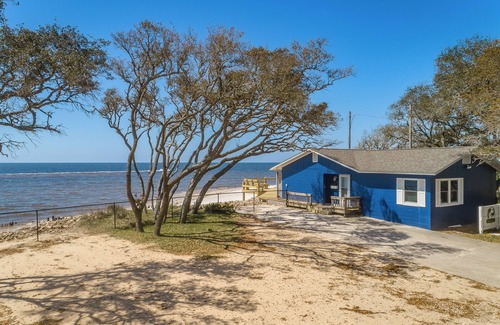 Alligator Point House | "Dolphin Reef" Adorable coastal cottage with a fully fenced yard right on the Gulf!