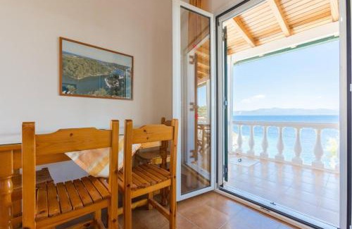 Katsimatika Apartment | Dolphin villa 3