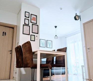 Novi Zagreb Apartment | DoMa-Lu apartment-near airport and highway- free parking