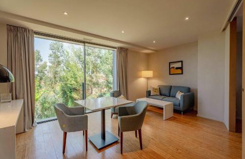 Carignan-de-Bordeaux Hotel | Domaine de la Peyrine - Suite Tourterelle