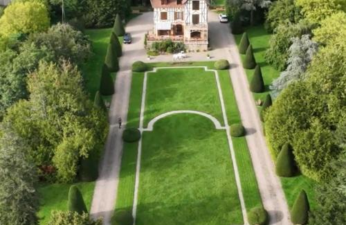 Cisai-Saint-Aubin Bed & Breakfast | Domaine des Thomins