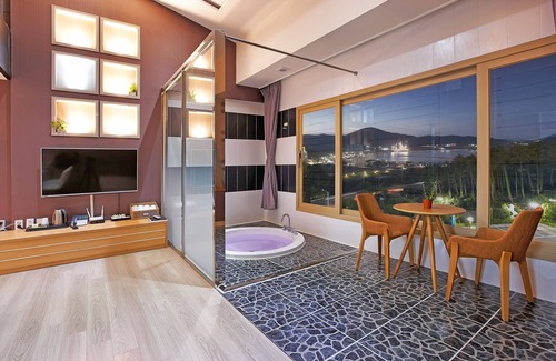 Irun-myeon Hotel | Dome Hotel Geoje