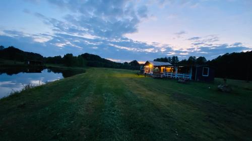 Miedzichowo House | Domek Nad Stawem