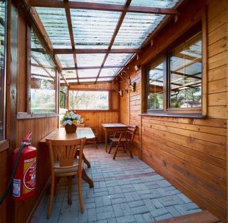 Mostowice Ski Chalet | Domek Pod Lasem