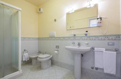 Gardone Riviera Apartment | Domina Borgo degli Ulivi - Garda Lake