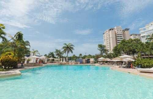 Los Cacicazgos Hotel | Dominican Fiesta Hotel