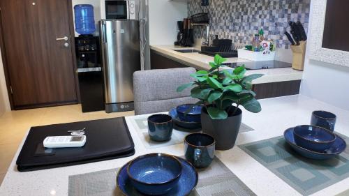 Maribago Apartment | Dominiks Comfort and silent Studio Tambuli Balcony Pool Mactan Ocean View High Floor