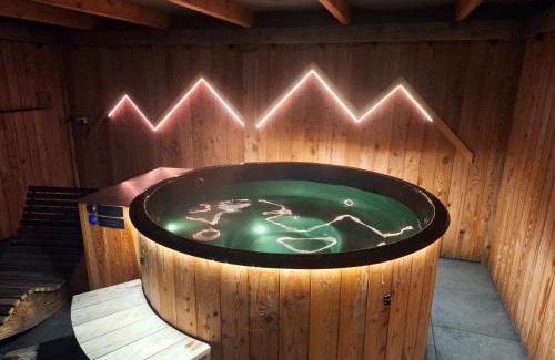 Nowy Targ Ski Chalet | Domki Szczyt Beztroski - Balia & Sauna