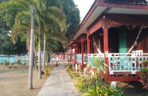 Don Det House | Don Det Mr.B Riverside Budget Guesthouse
