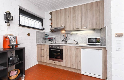 Damsum House | Don't you fancy a trip to the North Sea again? Imagine the corresponding