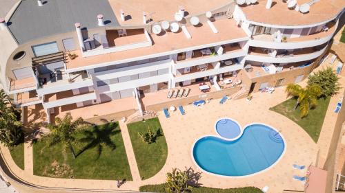 Ameijeira Apartment | Dona Ana 77 by Destination Algarve