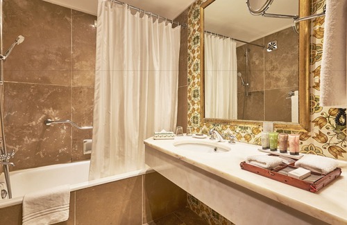 Vale do Lobo Hotel | Dona Filipa Hotel