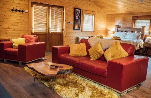 Newcastle Ski Chalet | Donard Shadow Lodge