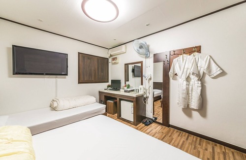 Sungin-dong Hotel | Dongdaemun Green Park