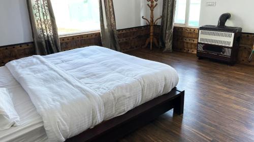 Chandak Resort | Doonh Resort - Doodhpathri Kashmir