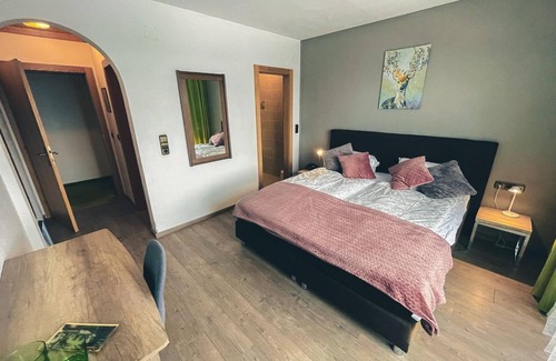 Millstatt Bed & Breakfast | Doppelzimmer 5, WC und Dusche Getrennt, Südbalkon - Hotel-gasthof Lammersdorf