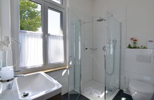 Oberreitnau Apartment | Doppelzimmer Standard 18qm mit WC und Dusche