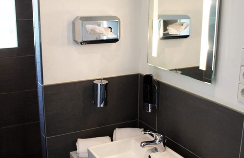 Bendorf House | Doppelzimmer, Dusche, WC - Bestprice Hotel Bendorf