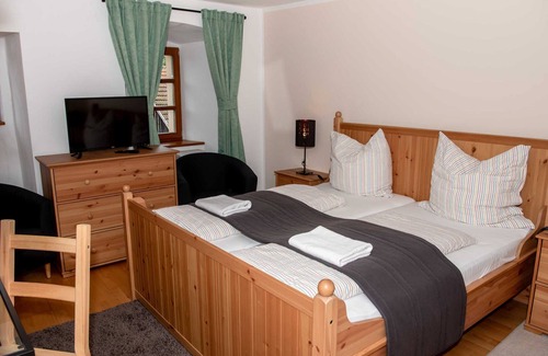 Mistelgau Cottage | Doppelzimmer - Gutshof Mengersdorf