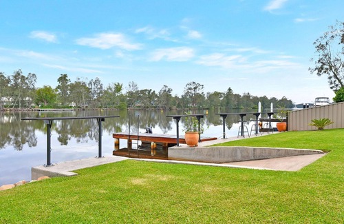 Dora Creek House | Dora Creek absolute waterfront
