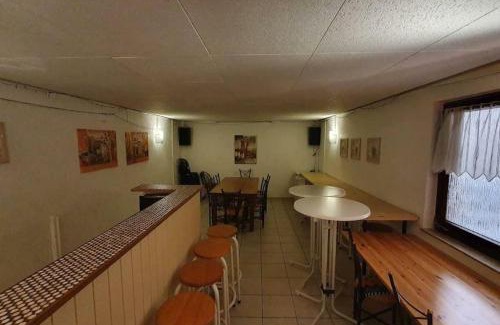 Rhein-Erft-Kreis District Apartment | Dora, impressionistischen Stil