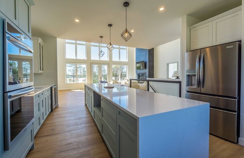 Northern Bruce Peninsula Cottage | Dorcas Bay Dreams - Largest Private Beachfront in Bruce Peninsula with Hottub!