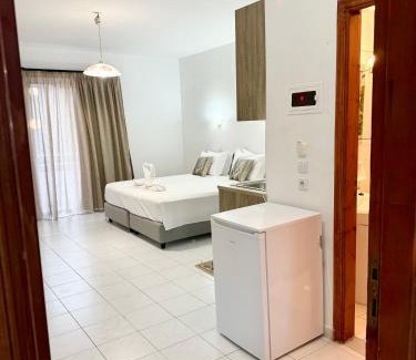 Kallithea Apartment | Dorothea Apartments - Self-Catering Accommodation