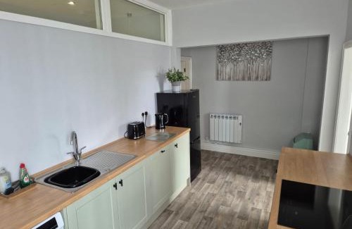 Richmond Apartment | Dots Place 14 Darlington Road DL10 7AW