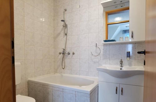 Gornji Grad House | Double or Twin room with balcony and shower 18