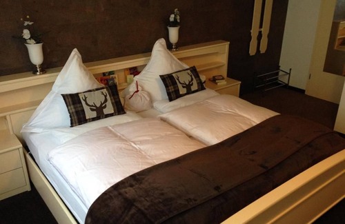 Brodenbach Cottage | Double room comfort - Mosel-Pension Gästehaus Christiane