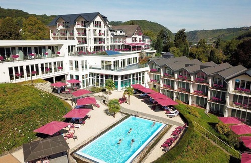 Loef House | Double room Deluxe Wellnesdusche-HP RateNoRe BI2P - Moselstern Parkhotel