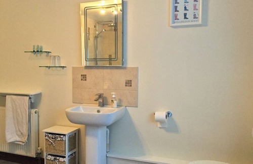 Kenn Other | Double room-Ensuite-4 Poster