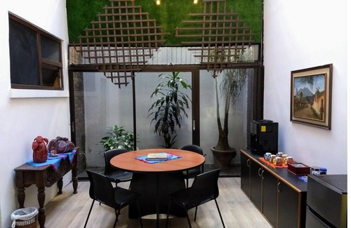 Guatemala City House | Double Room Vista Real zone 15 Guatemala