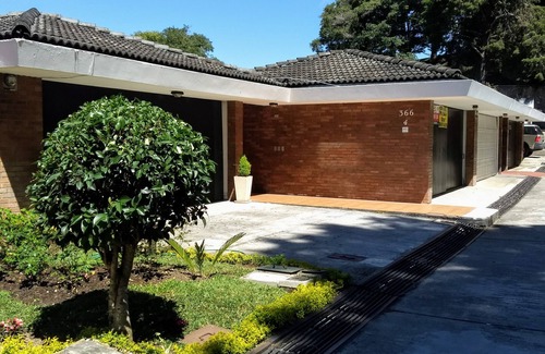 Guatemala City House | Double Room Vista Real zone 15 Guatemala