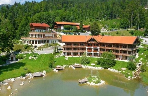 Oberaudorf Resort | Double room - Hotel Feuriger Tatzlwurm *