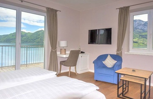 Unterach am Attersee House | Double room Landhaus B with balcony and lake view - Attersee 7 - Hotel STADLER am Attersee, Ihr