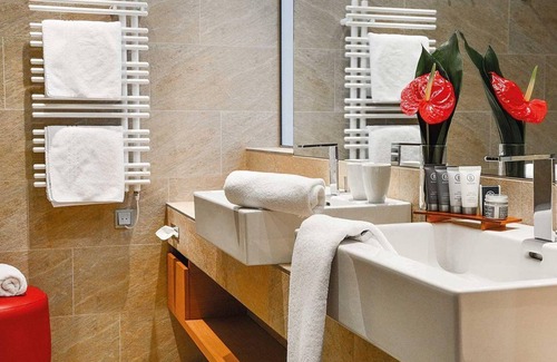 Kaprun Hotel | Double room Panorama Deluxe DBL - TAUERN SPA Zell am See-Kaprun