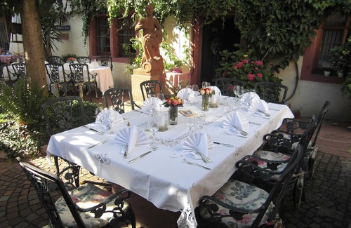 Michelstadt Hotel | Double Room, Room 1 - Hotel-Restaurant Drei Hasen