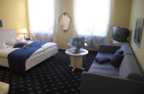 Michelstadt Hotel | Double Room, Room 3 - Hotel-Restaurant Drei Hasen